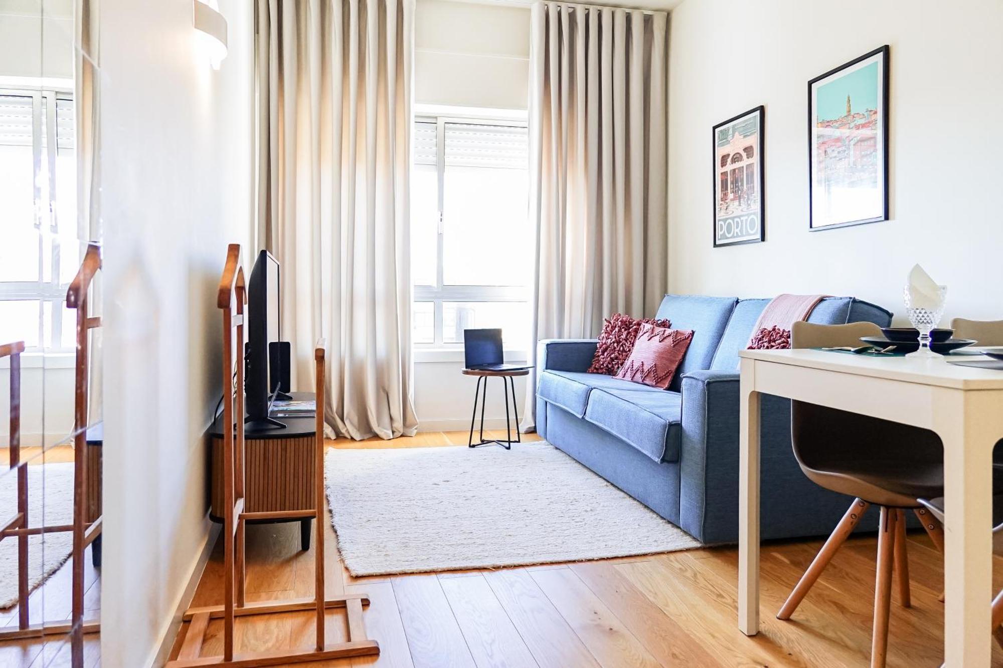 Haims By Checkloc Homes Oporto